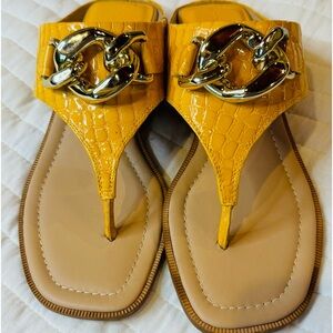 Donald Pliner Louise Crocco patent leather sandal Size 8